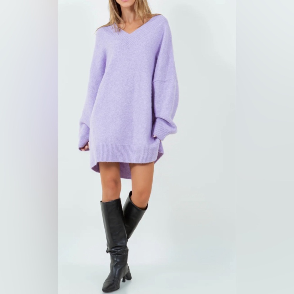NWT! Oversized V-Neck Fuzzy Knit Sweater Dress in a beautiful pastel lavender
